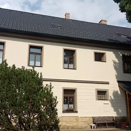 Hétvégi ház Zdirec *